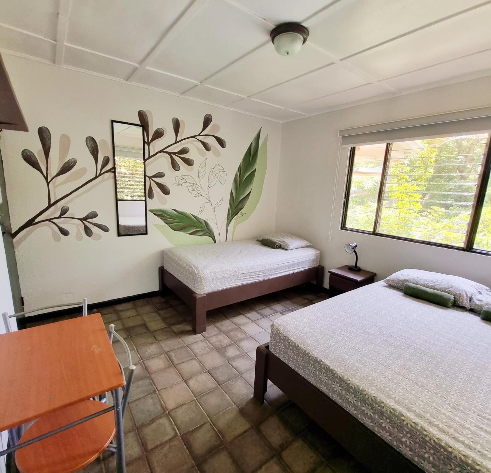 Casa Pura Vida Surf Hostel - Tamarindo Costa Rica Buitenkant foto