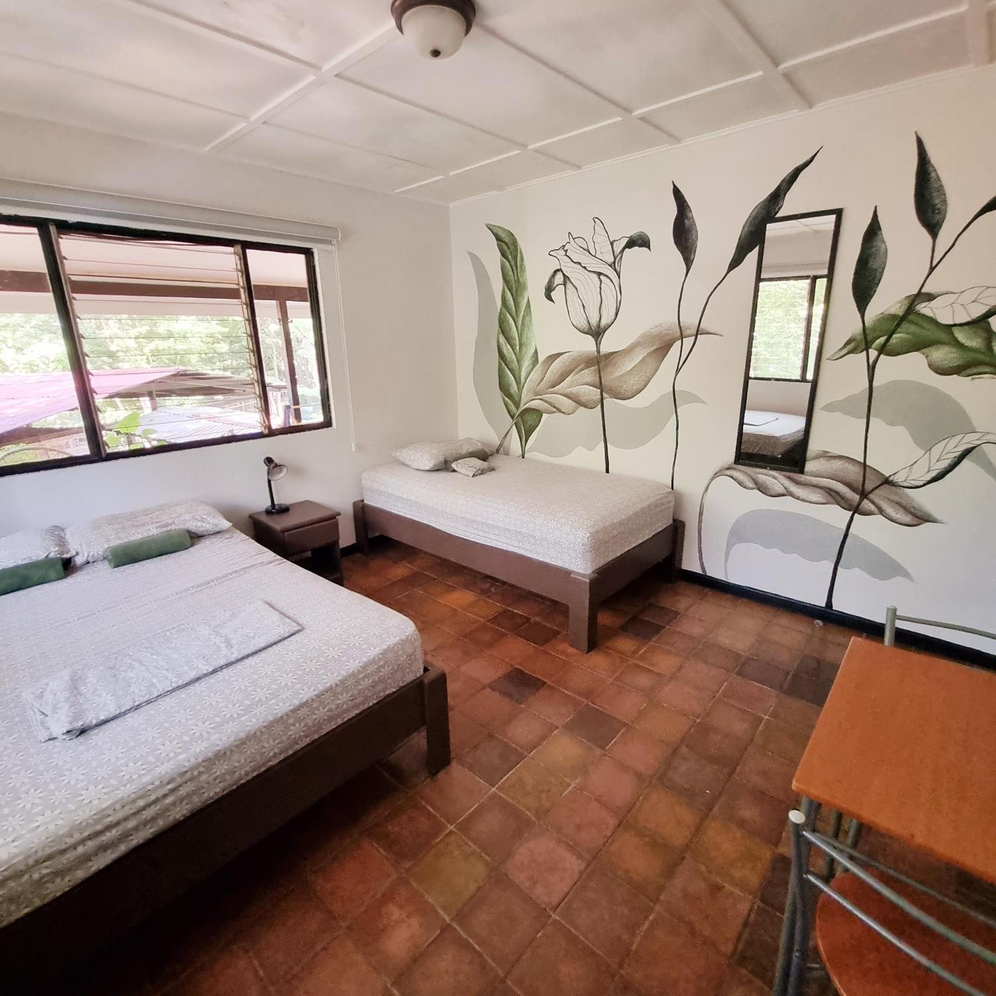 Casa Pura Vida Surf Hostel - Tamarindo Costa Rica Buitenkant foto