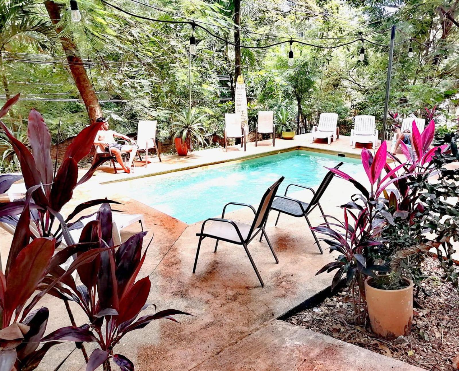 Casa Pura Vida Surf Hostel - Tamarindo Costa Rica Buitenkant foto