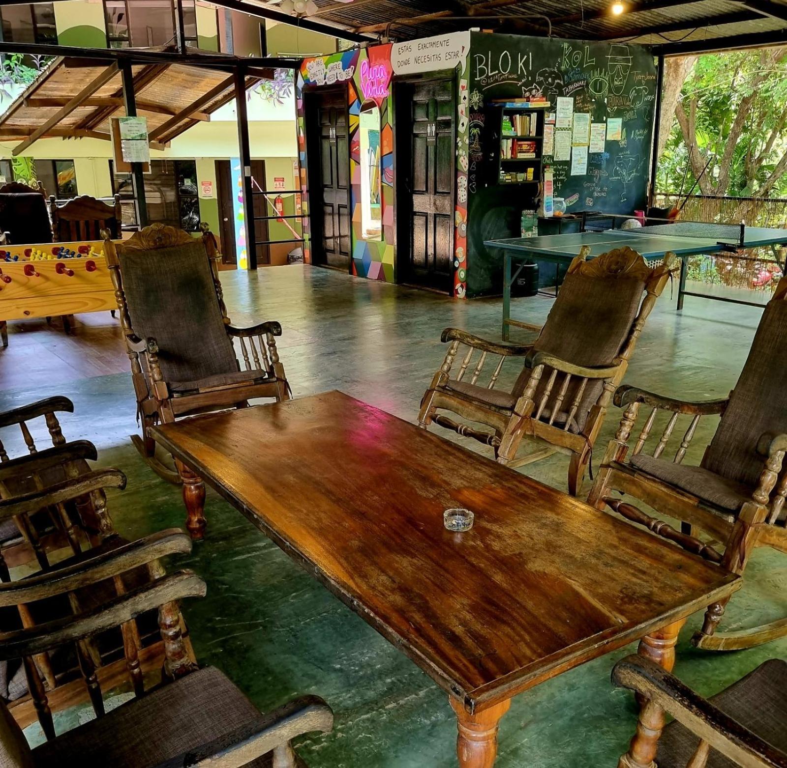 Casa Pura Vida Surf Hostel - Tamarindo Costa Rica Buitenkant foto