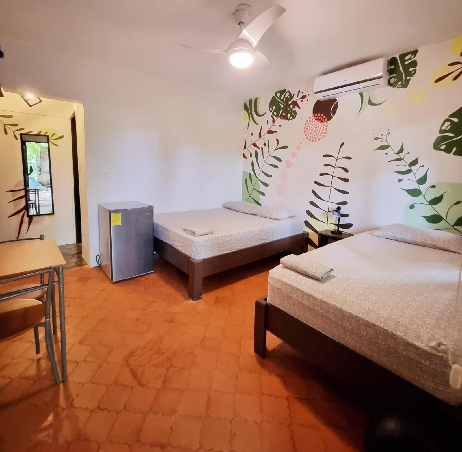 Casa Pura Vida Surf Hostel - Tamarindo Costa Rica Buitenkant foto