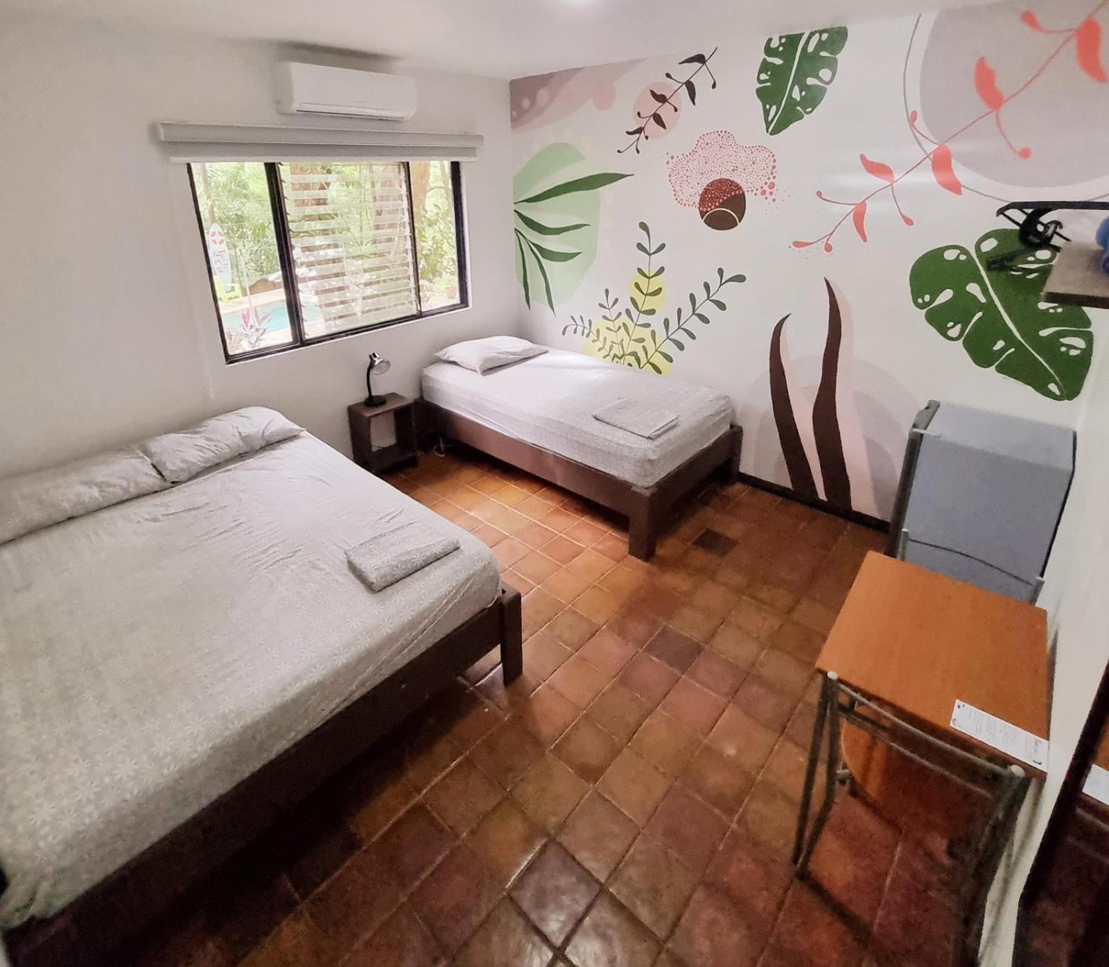 Casa Pura Vida Surf Hostel - Tamarindo Costa Rica Buitenkant foto