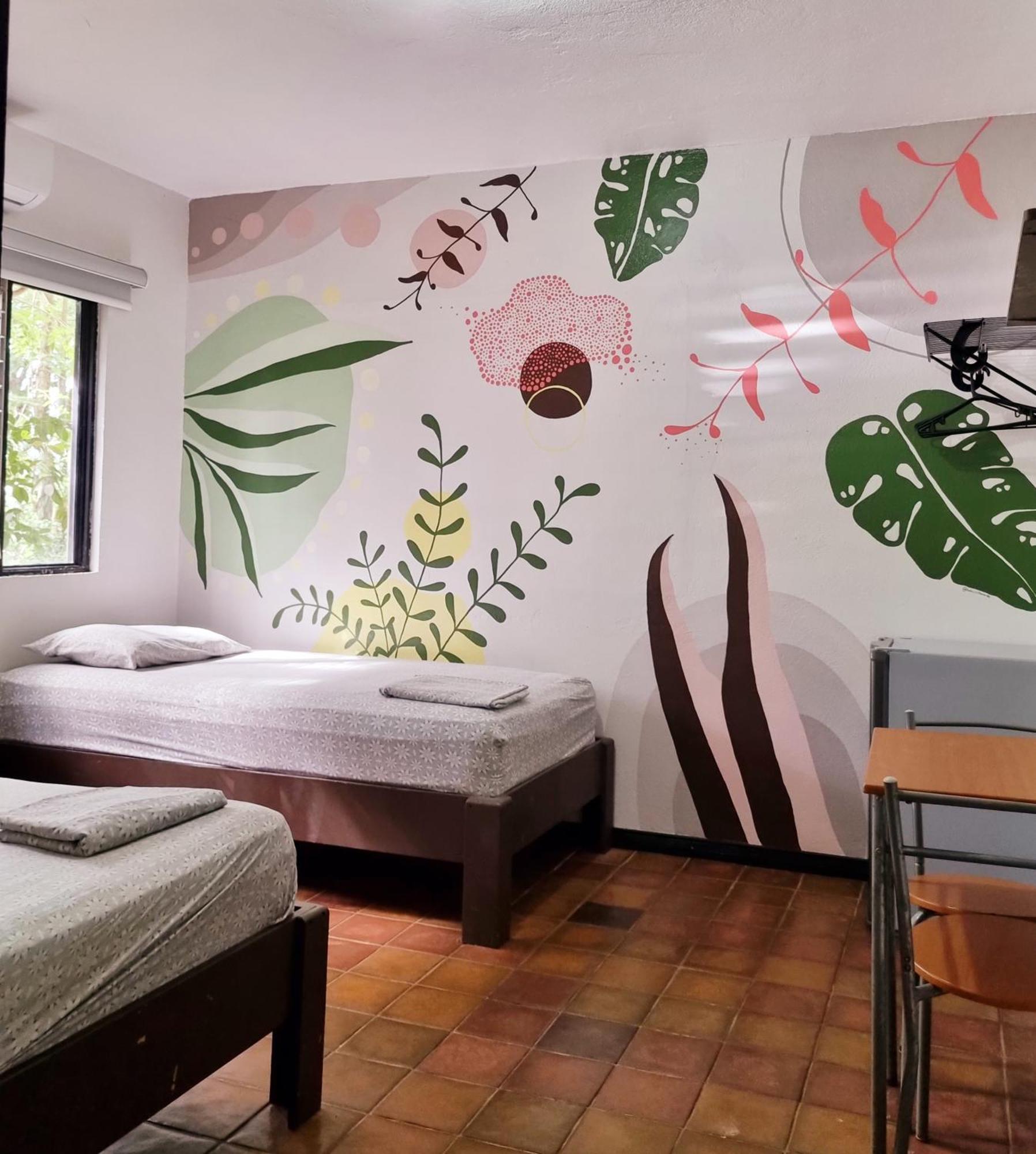 Casa Pura Vida Surf Hostel - Tamarindo Costa Rica Buitenkant foto