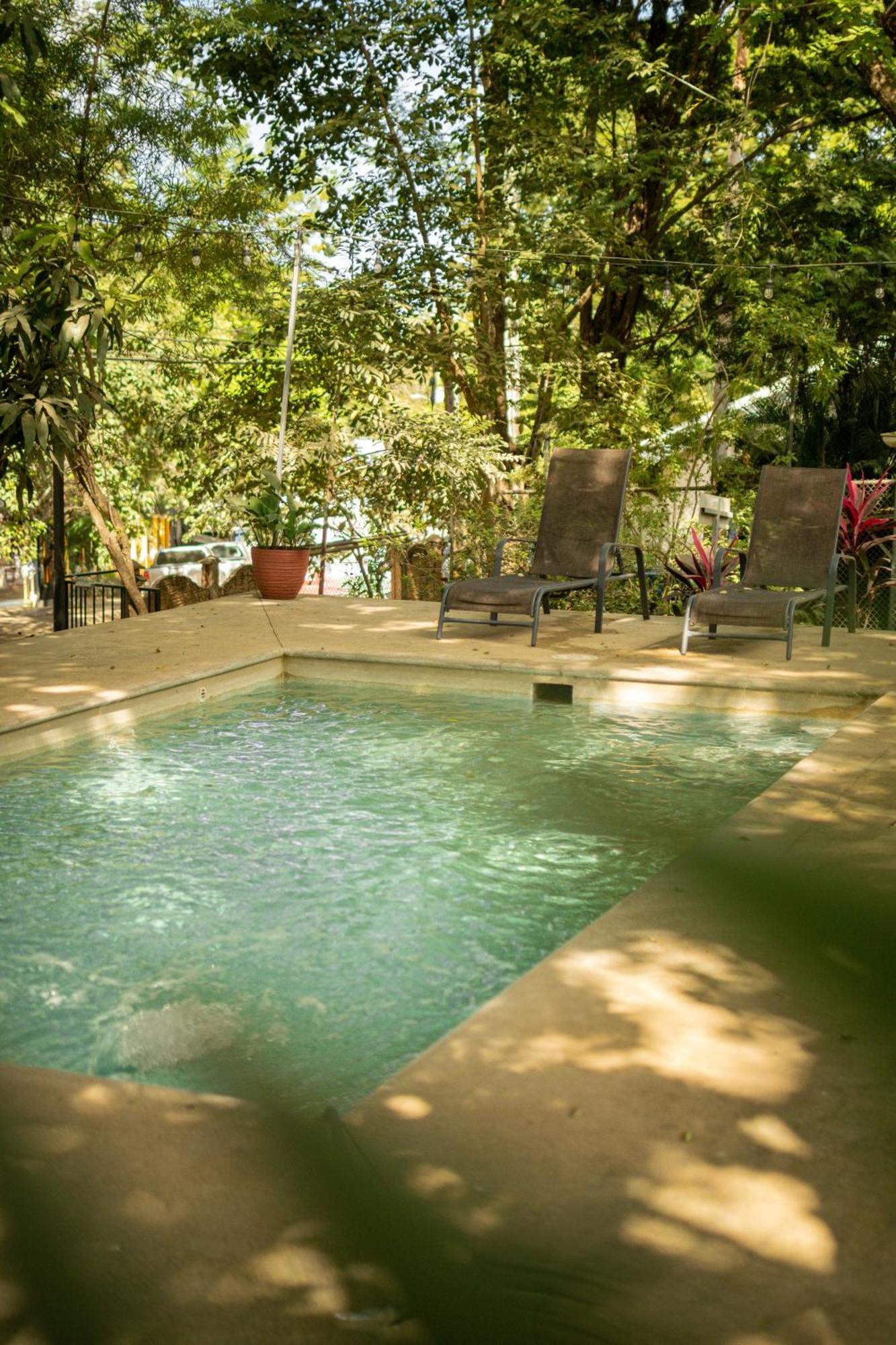Casa Pura Vida Surf Hostel - Tamarindo Costa Rica Buitenkant foto