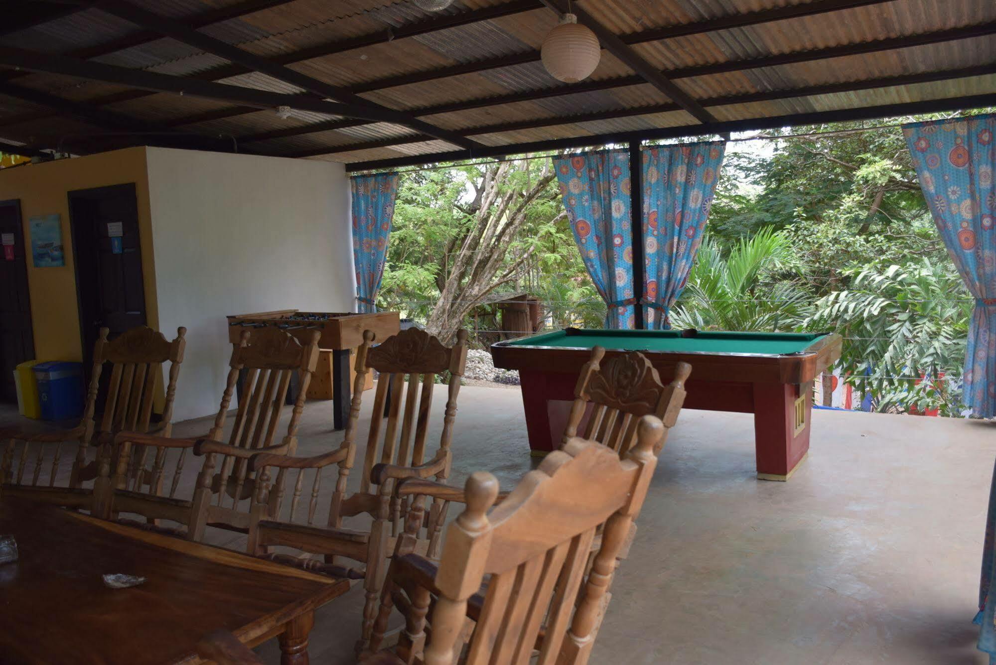 Casa Pura Vida Surf Hostel - Tamarindo Costa Rica Buitenkant foto